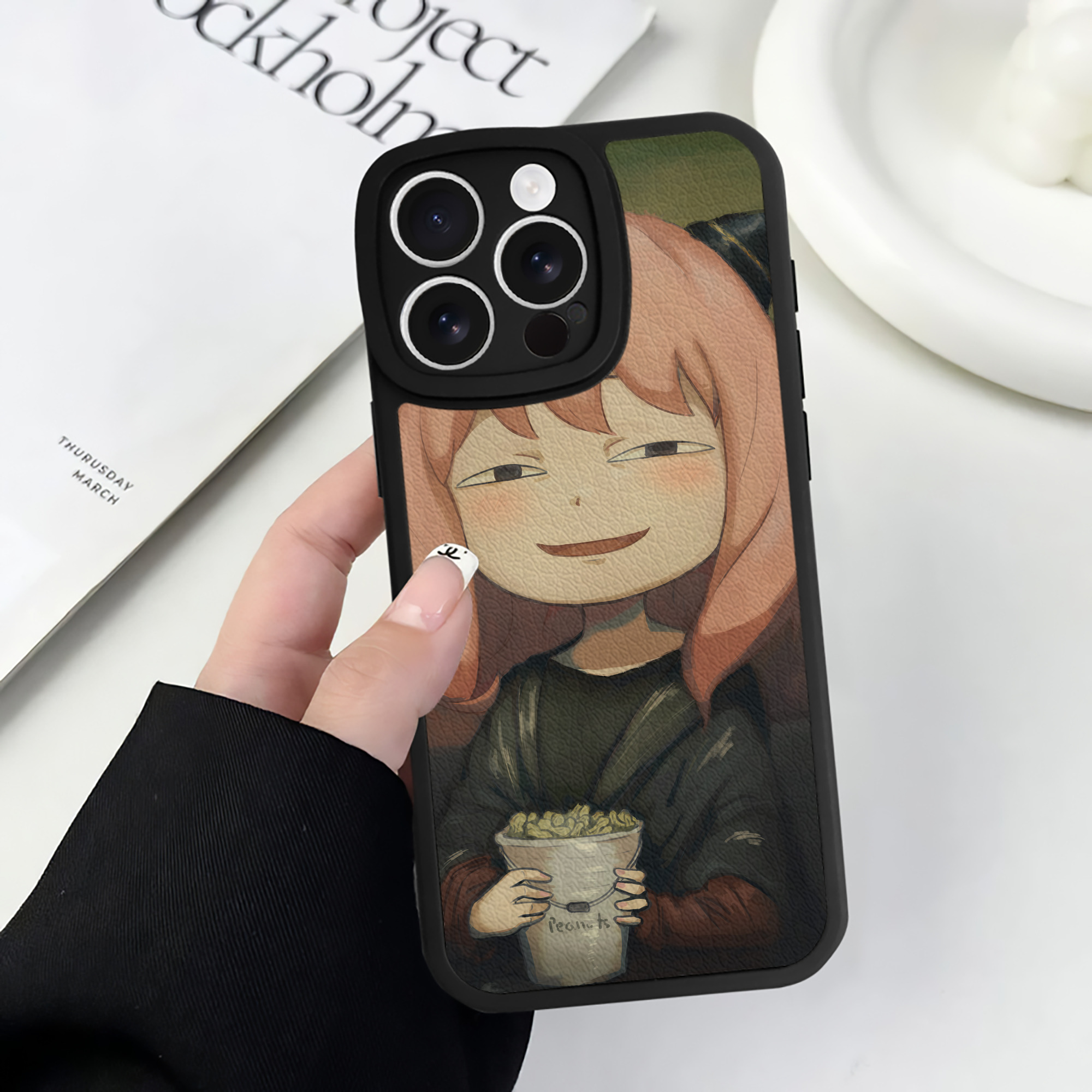 （画像用） SPY×FAMILY间谍家家酒 【iPhone 16シリーズ対応】シリコンスマホケース（レザー調） 材質：シリコン